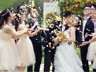 婚礼跟拍 婚礼拍照 专业婚礼摄影图2