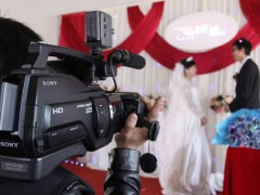 专业摄影师为您记录人生中最精彩的婚礼过程